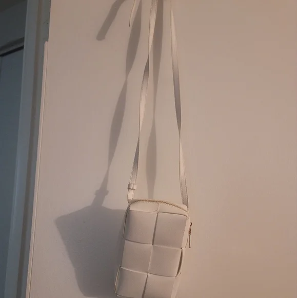 Pocketbook - Picture 1 of 1